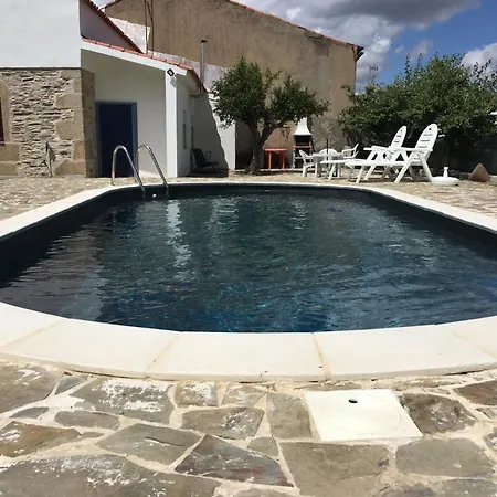 Casadaldeiadalmofala Villa